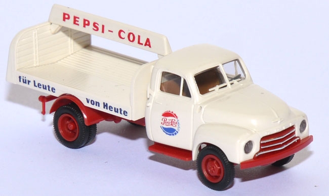 Opel Blitz 1952 Langhauber Getränkepritsche Pepsi-Cola cremeweiß