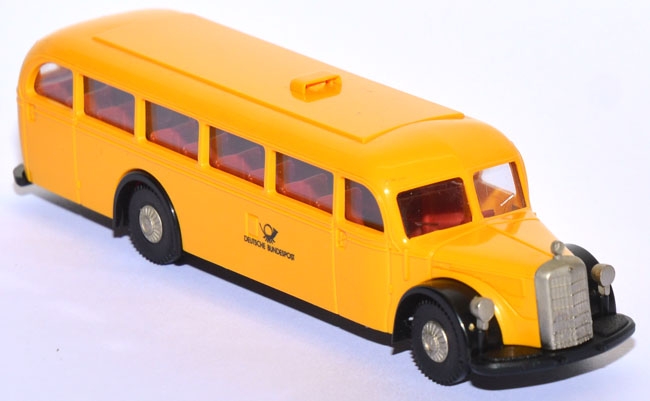 Mercedes-​Benz Bus O 5000 Postbus mit Klappe