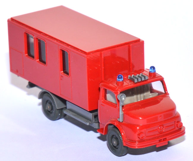 Mercedes-​Benz LAF 1113 Wechsellader Feuerwehr rot