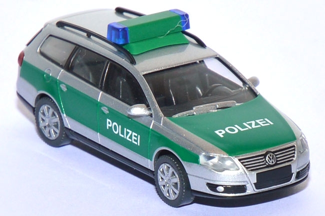 VW Passat 6 Variant Polizei minzgrün