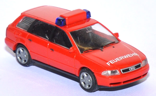 Audi A4 Variant Feuerwehr rot