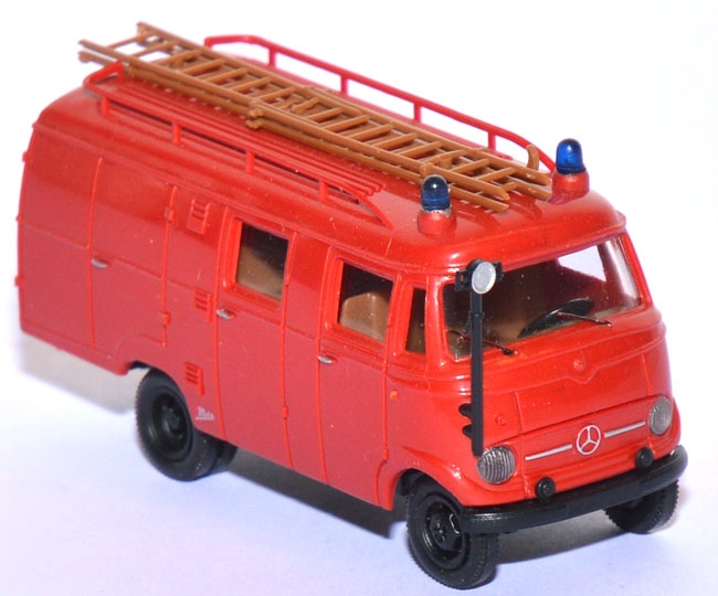 Mercedes-Benz L 319 LF 8 Löschgruppenfahrzeug Feuerwehr rot