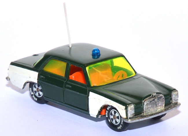 Mercedes-Benz 250 Peterwagen Polizei grün