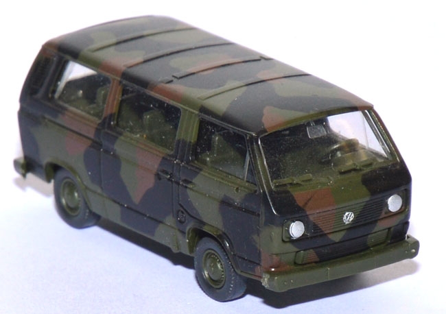 VW T3 Bus Militär tarngrün