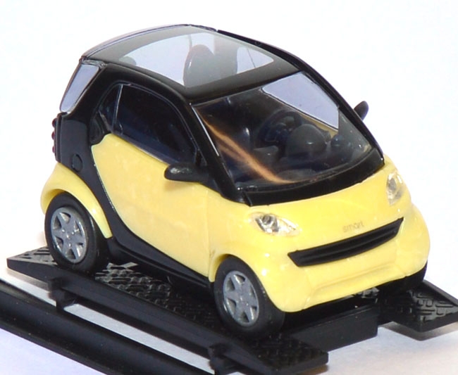 Smart City Coupé hellgelb 48901