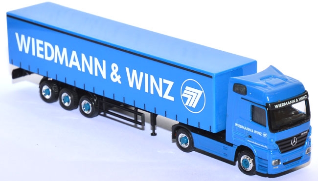 Mercedes-Benz Actros Gardinenplanen-Sattelzug Wiedmann & Winz blau