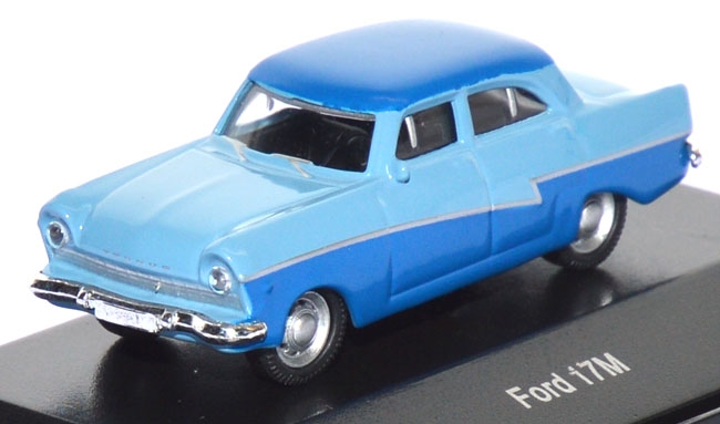 Ford Taunus 17 M blau