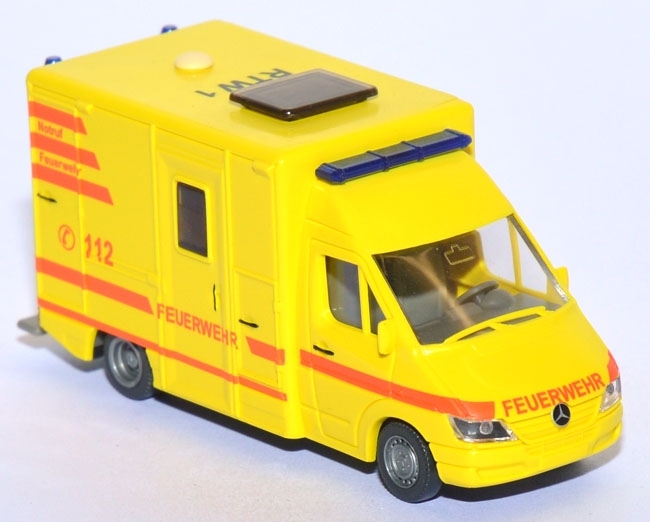 Mercedes-​​​​Benz Sprinter 3 RTW Feuerwehr leuchtgelb