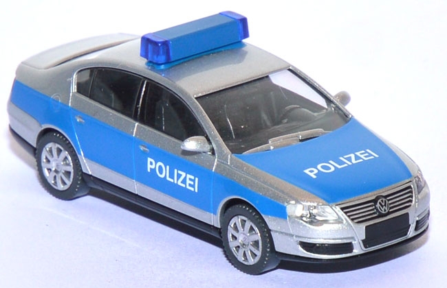 VW Passat 6 Polizei verkehrsblau