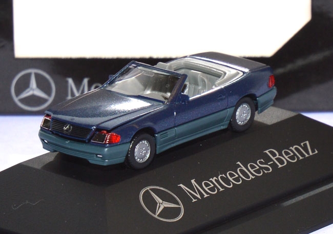 Mercedes-Benz SL 500 Cabrio mit Hardtop nautikblaumetallic