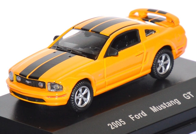 Ford Mustang GT 2005 gelborange