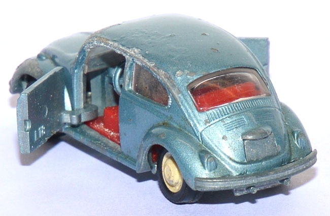 VW Käfer 1302 S hellblau