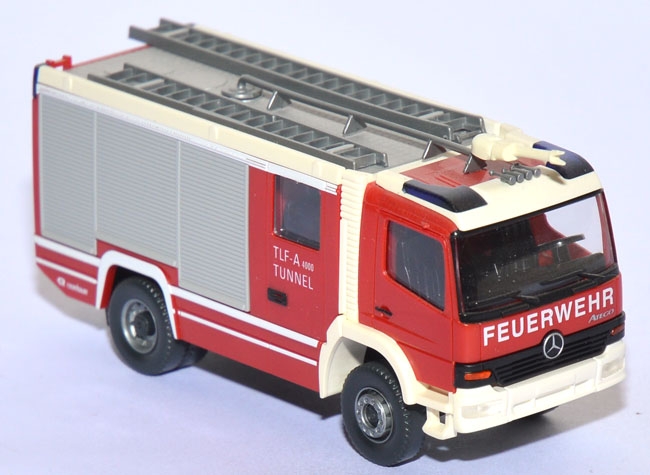 Mercedes-​Benz Atego 2528 Tunnellöschfahrzeug Rosenbauer AT Feuerwehr
