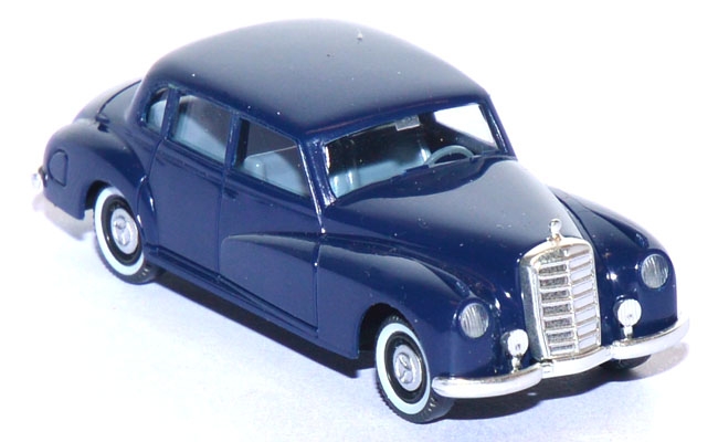 Mercedes-​Benz 300 Adenauer dunkelblau