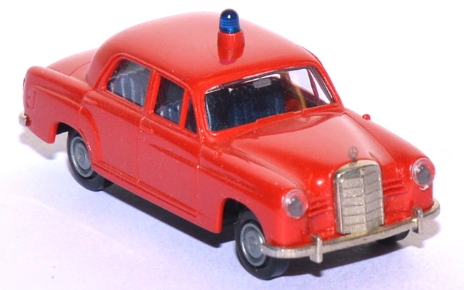 Mercedes-​Benz 180/190 Feuerwehr