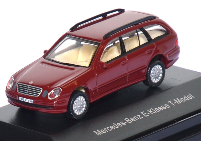 Mercedes-Benz E-Klasse T-Modell weinrot