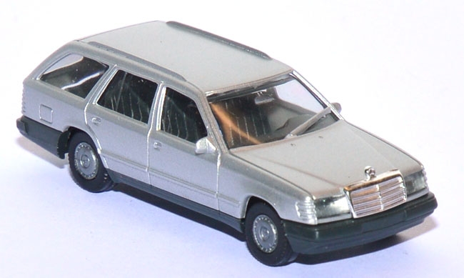 Mercedes-​Benz 300 TE silbermetallic