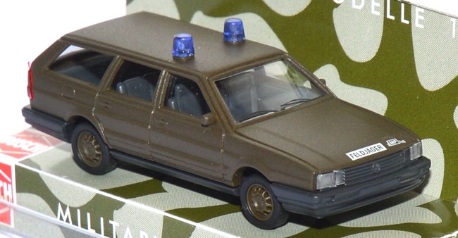 VW Passat B2 Variant Bundeswehr Feldjäger 48111