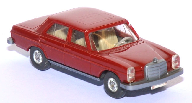 Mercedes-Benz 200/8 weinrot