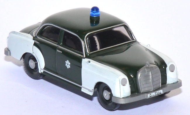 Mercedes-​Benz 180 Ponton Polizei tannengrün