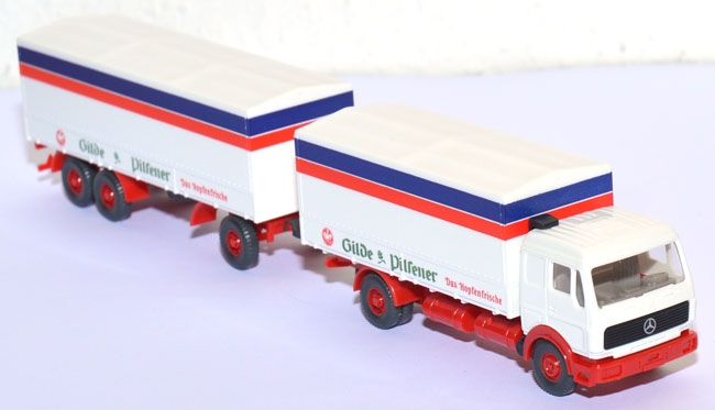 Mercedes-​​​Benz NG 1635 Pritschenlastzug Gilde Pilsener