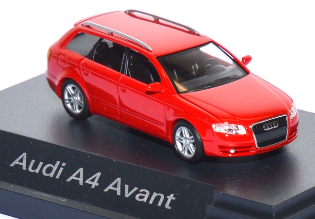 Audi A4 Avant 3.2 quattro brillantrot