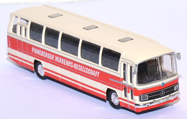 Mercedes-Benz O 302 Reisebus PVG Pinneberg