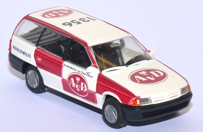 Opel Astra Caravan AvD weiß