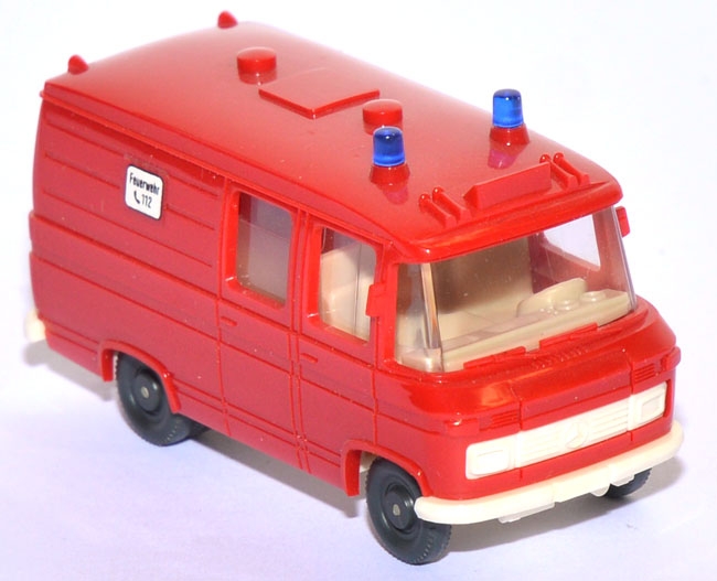 Mercedes-​​​​​​​Benz L 406 Rettungswagen Feuerwehr rot