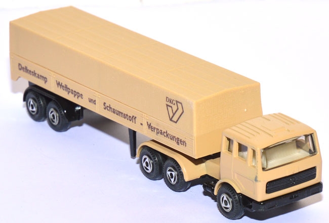 Mercedes-Benz SK Pritschensattelzug DKG Delkeskamp beige