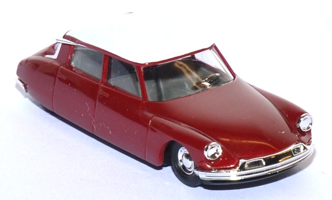 Citroen DS 19 Limousine ´55 weinrot 48001