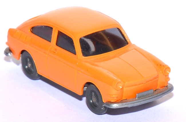 VW 1600 TL Schrägheck Eckhauber hellorangegelb