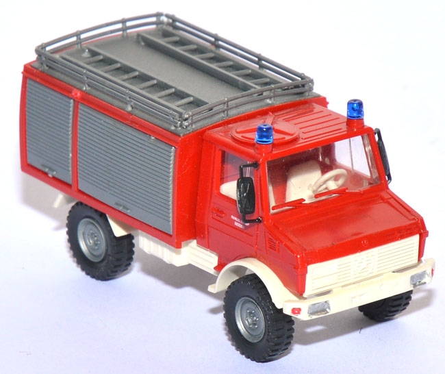 Mercedes-​​Benz Unimog U 1300 TLF 8/18 Feuerwehr FFW Buchenort rot