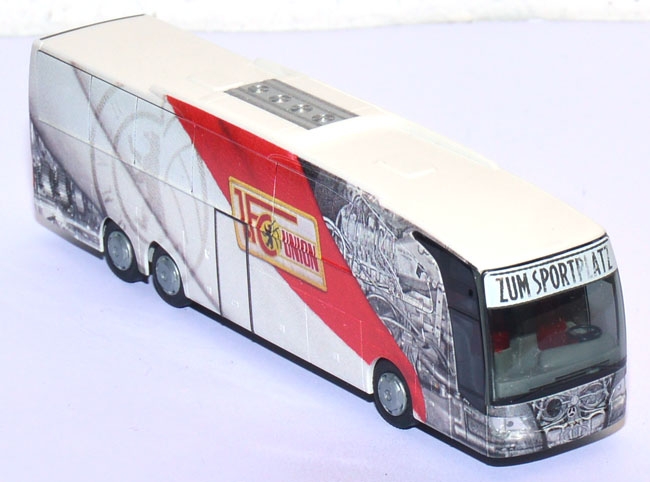 Mercedes-Benz Travego Reisebus 1. FC Union