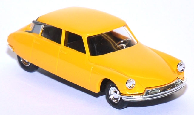 Citroen DS 19 Limousine gelb 48037