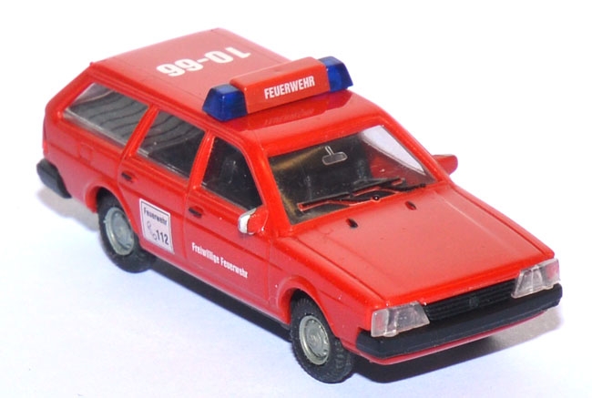 VW Passat Variant Feuerwehr rot