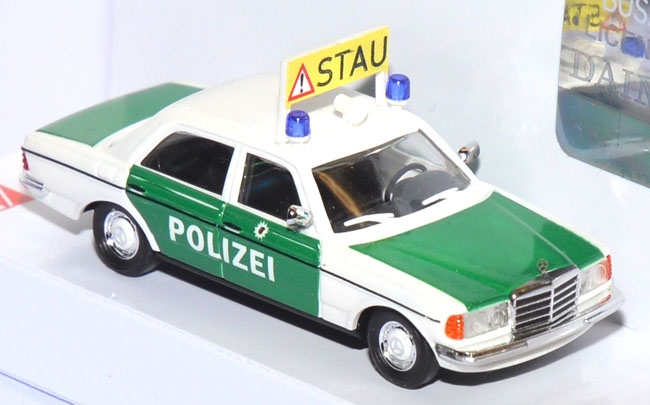 Mercedes-​Benz W123 Autobahnpolizei Stau 46861