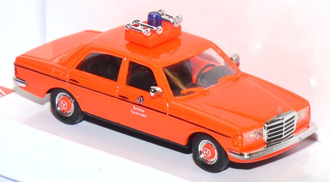 Mercedes-Benz W123 ELW Feuerwehr Berlin 46859