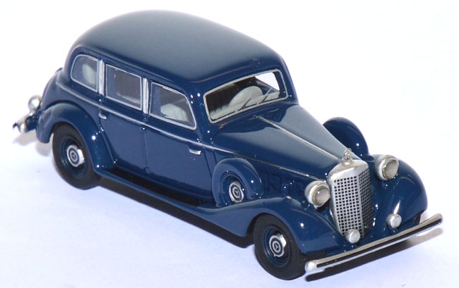 Mercedes-Benz 770 (W150) stahlblau