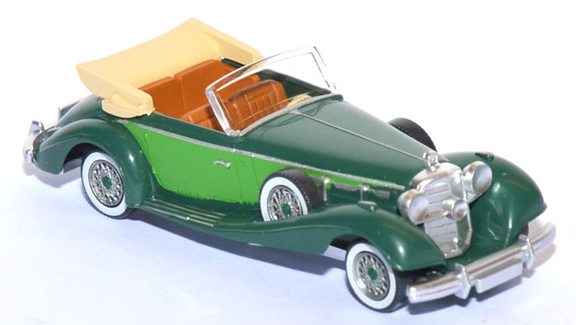 Mercedes-​​​Benz 540 K Cabriolet kieferngrün