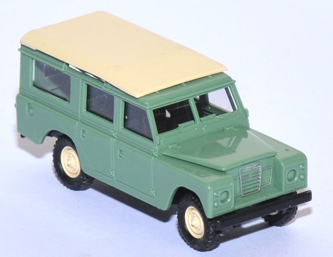 Land Rover 109 Defender pastellgrün