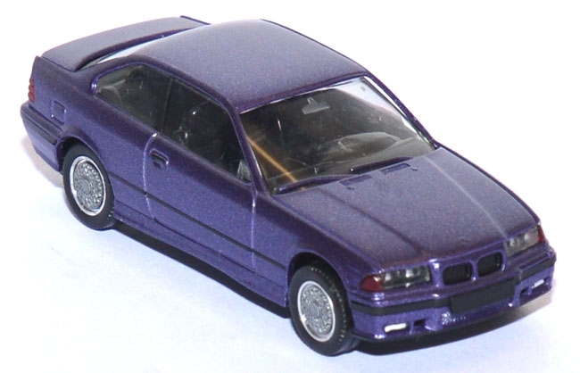 BMW M3 Coupé violettmetallic