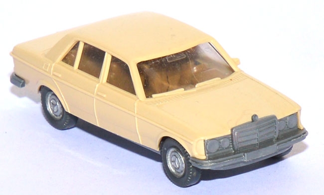Mercedes-​​Benz 240 D hellbeige