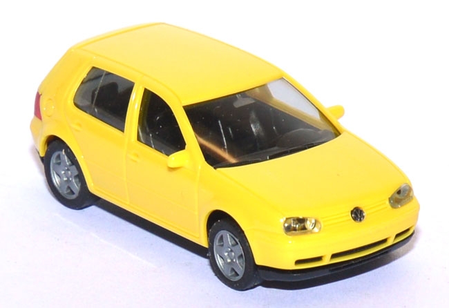 VW Golf 4 4türig gelb