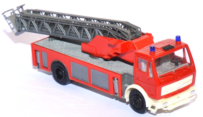 Mercedes-​Benz NG Feuerwehr Drehleiter S