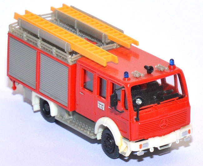 Mercedes-Benz 1019 Gerätewagen Feuerwehr