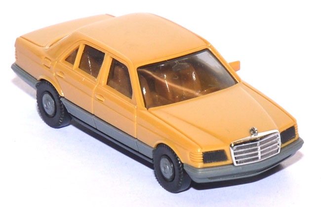 Mercedes-​​Benz 500 SE (W126) creme