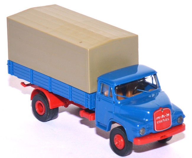 MAN 635 Kurzhauber Pritschen-​​​LKW blau