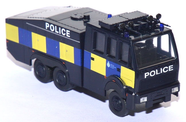 Mercedes-Benz SK Wasserwerfer 9000 British Transport Police GB