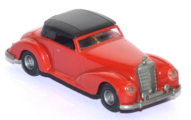 Mercedes-Benz 300 S Cabrio geschlossen rot